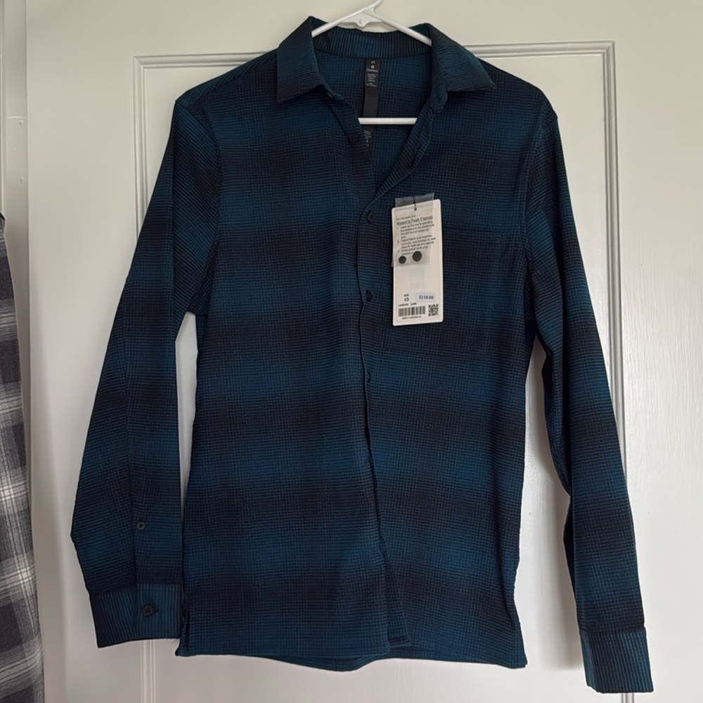 Brand new lululemon Masons Peak Flannel XS